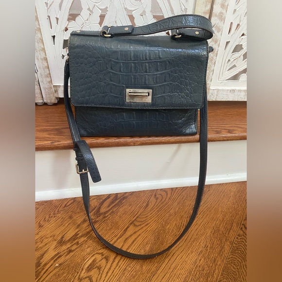 Kate Spade Navy Crocodile Embossed Crossbody Bag - Picture 2 of 9